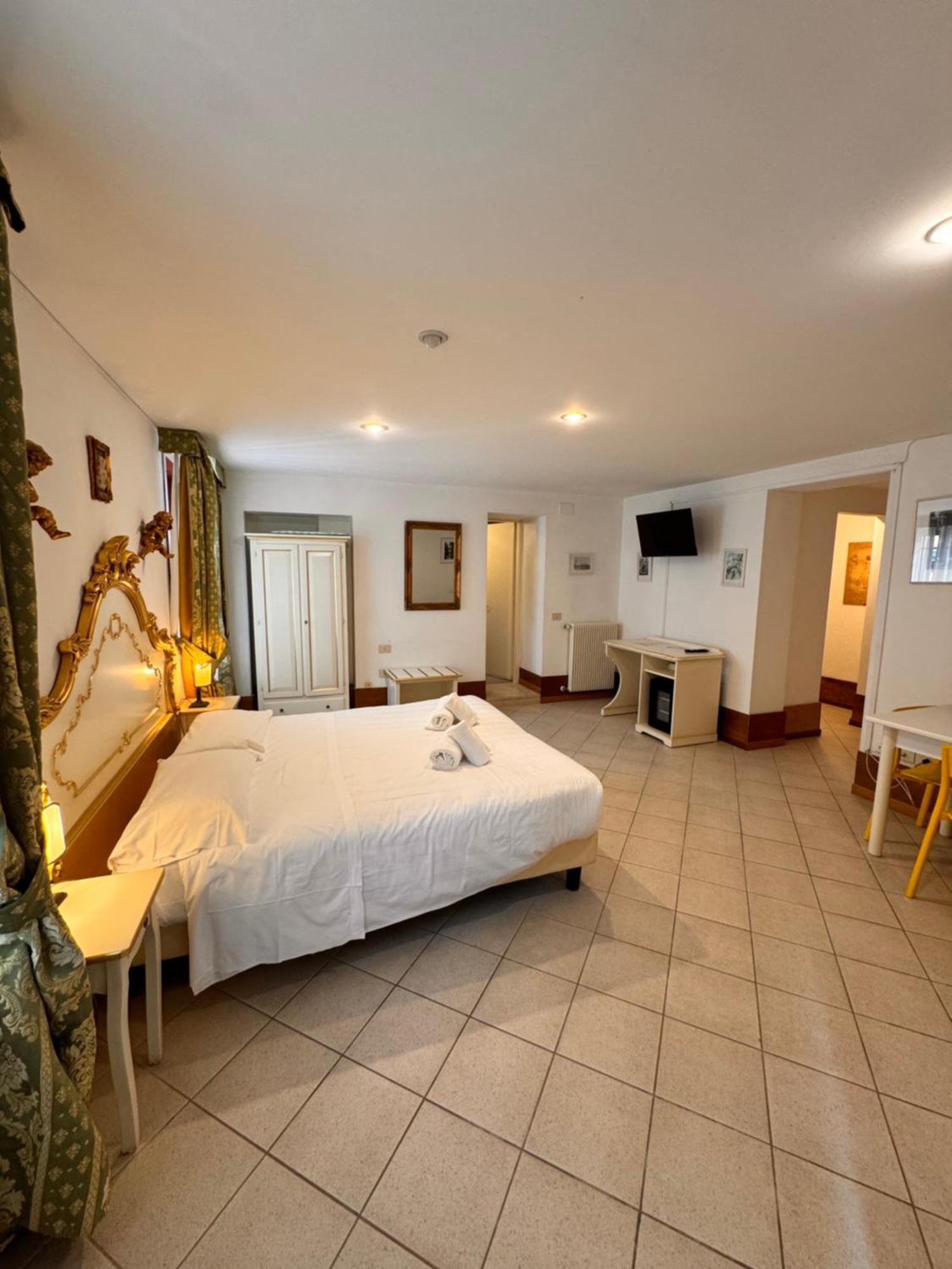 Ca' De Le Capuzine Guest house Venice